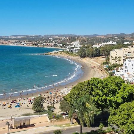 Apartamento Playa Del Cristo Estepona Luaran gambar